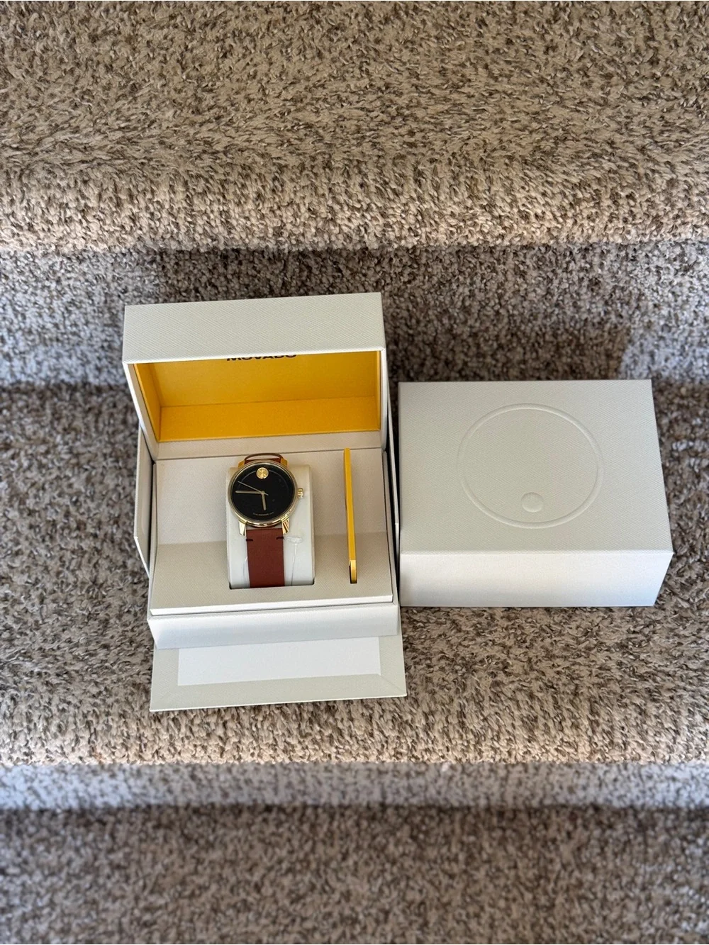 Movado bold Gold-Tone Case Black Dial Brown Leather Strap mens Watch